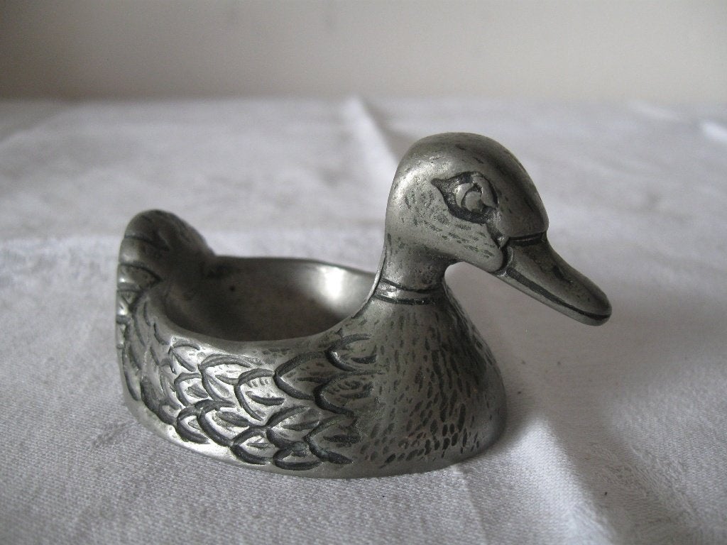 Eend eendje tin? eierdop? Vintage zwaar massief, Antiek en Kunst, Curiosa en Brocante, Ophalen of Verzenden