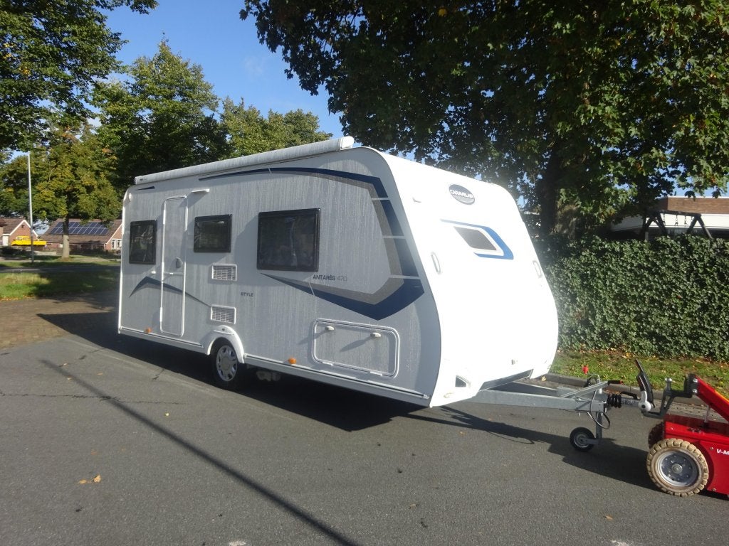 Foto 3 van Caravelair Antares 470 Met Mover en Luifel