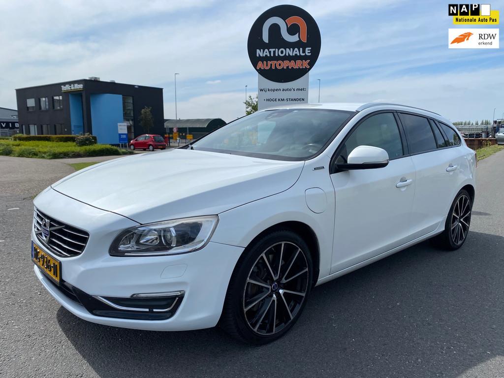 Volvo V60 2015 * 2.4 D5 Twin Engine Special Edition *APK * E, Auto's, Volvo, Automaat, Euro 6, Vierwielaandrijving, 1880 kg