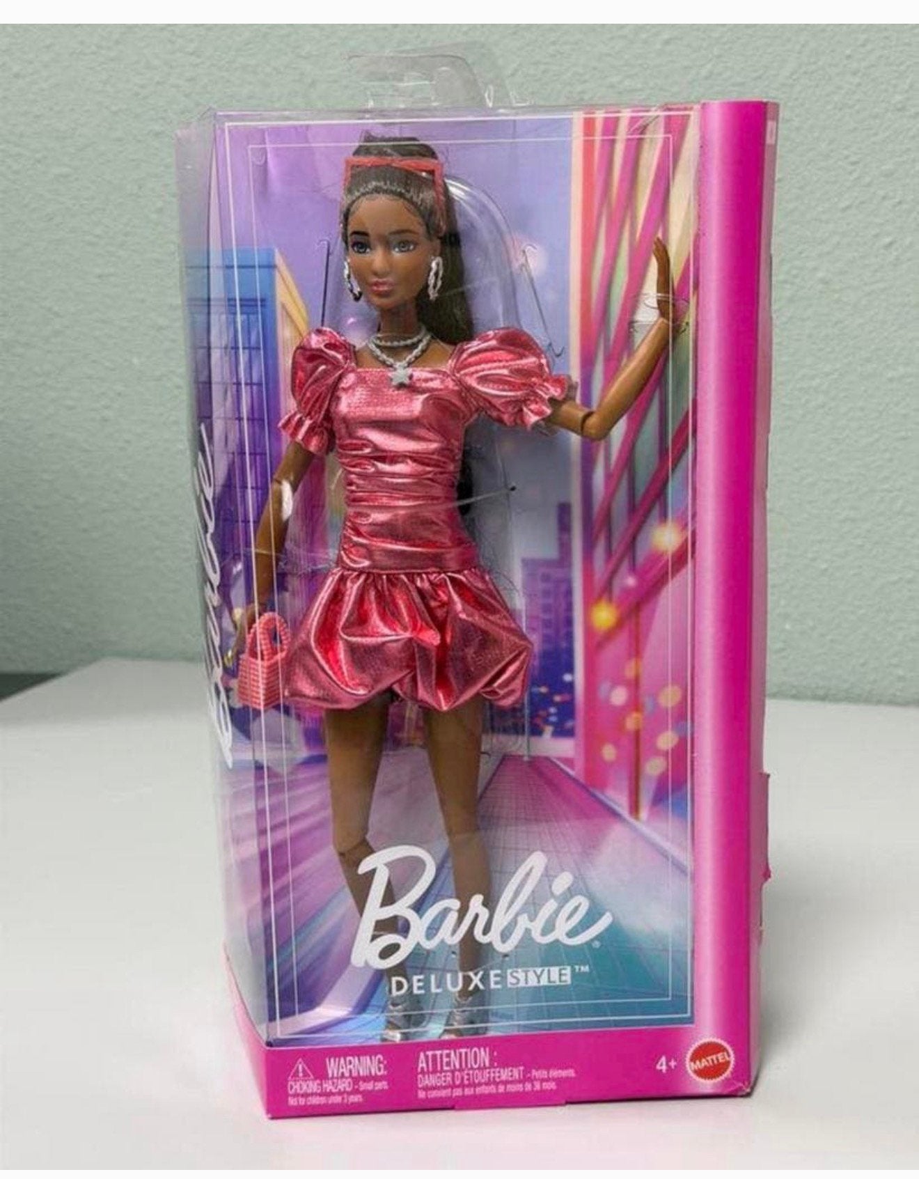 Barbie Deluxe Stijl Pop Metallic Koraal roze Jurk doll NIEUW, Barbie, Ophalen of Verzenden, H, H
