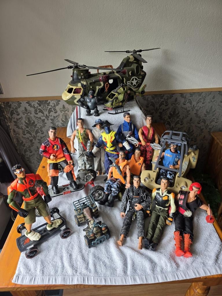 Action men poppen, Ophalen, Zo goed als nieuw