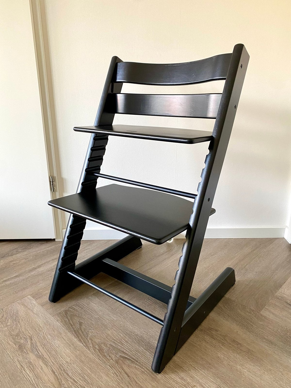 Stokke Tripp Trapp kinderstoel - Zwart, Ophalen, Zo goed als nieuw, Meegroeistoel, Aanschuifbaar