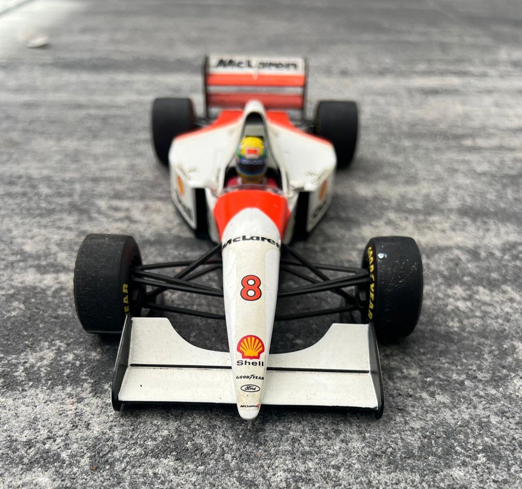 Ayrton Senna McLaren Ford MP4/8 1993 Minichamps 1:18, Ophalen of Verzenden, Zo goed als nieuw, Auto, MiniChamps