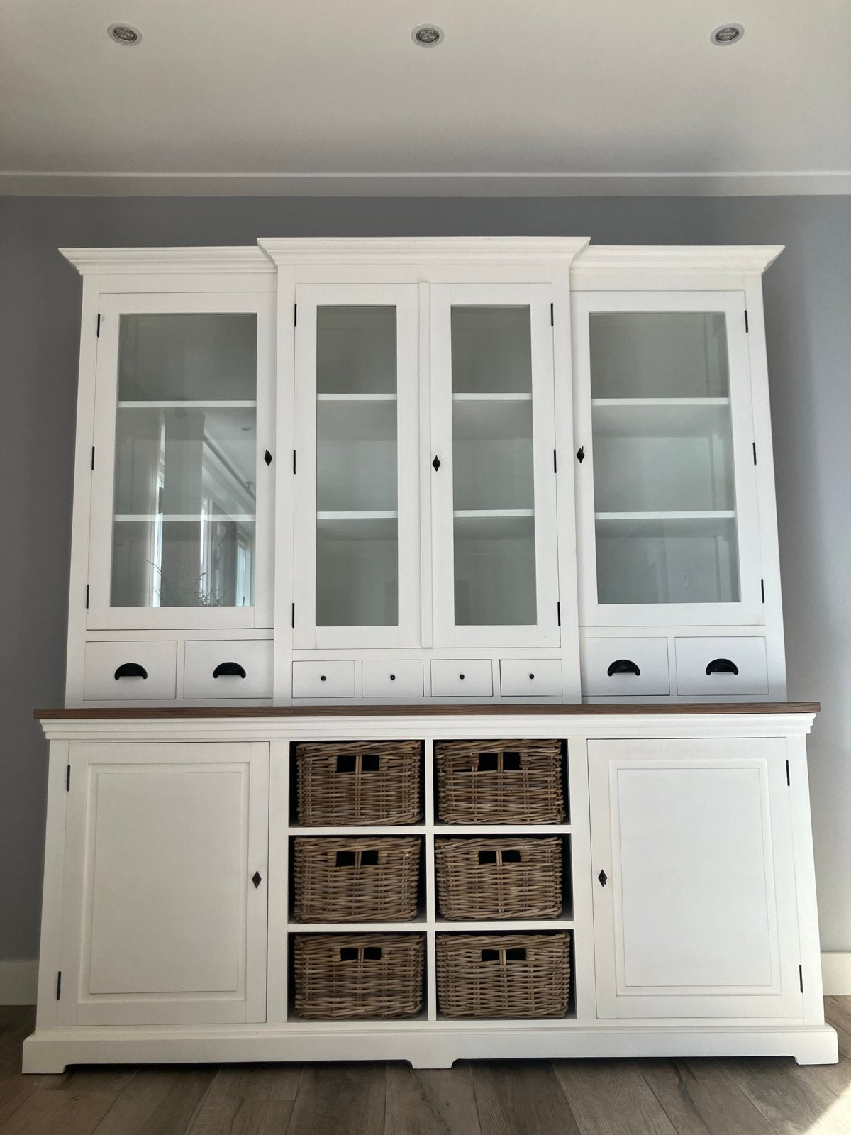 Keurige Grote Witte Buffetkast - 211x197x52 cm, Ophalen, 200 cm of meer, 150 tot 200 cm, Zo goed als nieuw