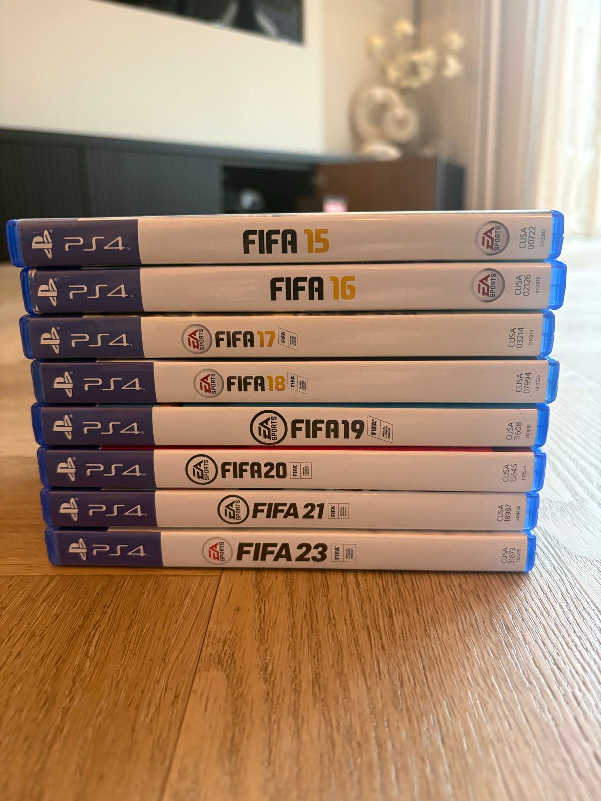 FIFA PS4 Games: FIFA 15 t/m FIFA 23 (excl. FIFA 22), Eén computer, Ophalen of Verzenden, Zo goed als nieuw, Sport