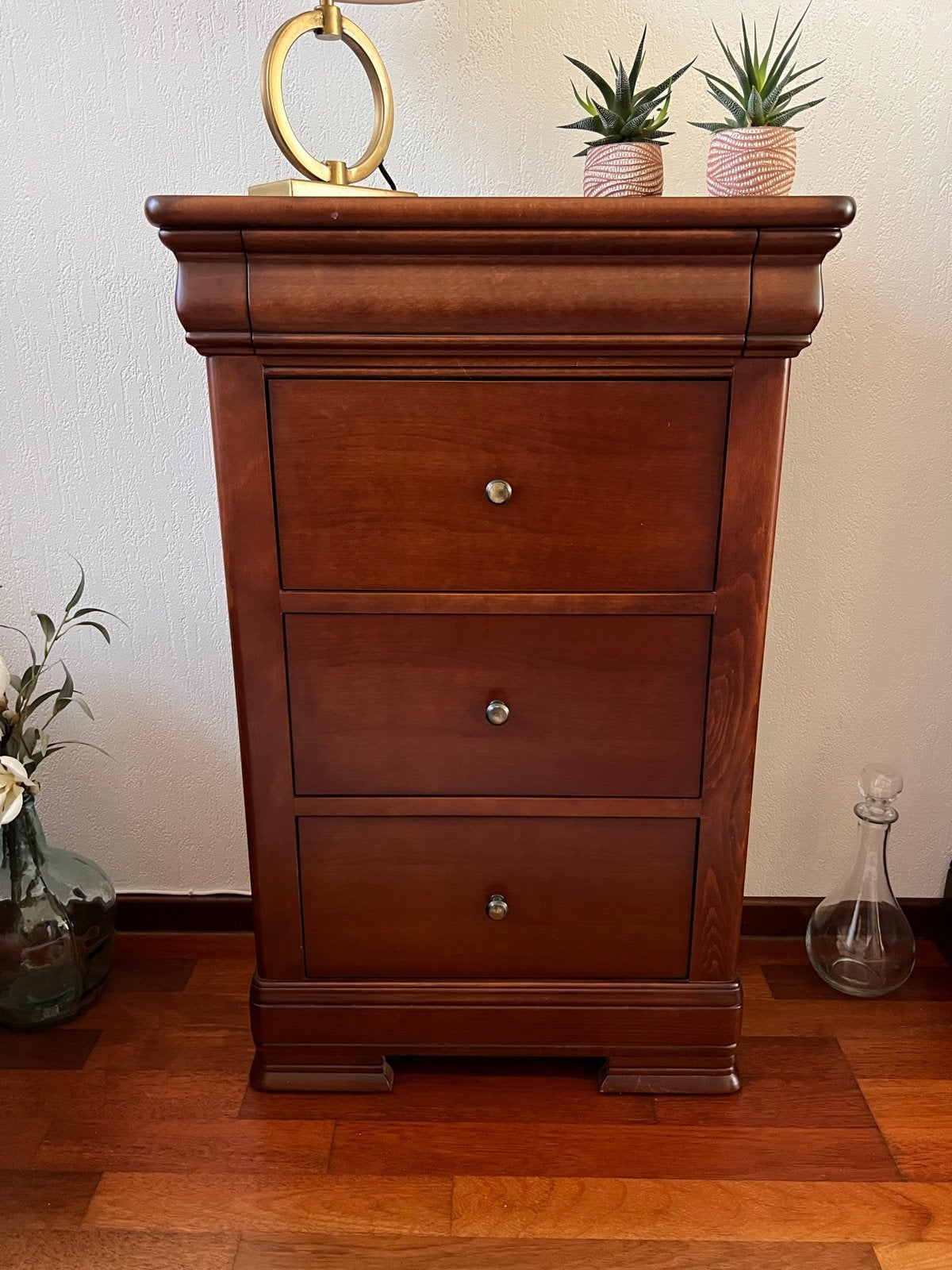 Klassieke ladekast met 3 laden, donkerbruin hout, Huis en Inrichting, Ophalen, 100 tot 150 cm, 50 tot 100 cm, Zo goed als nieuw