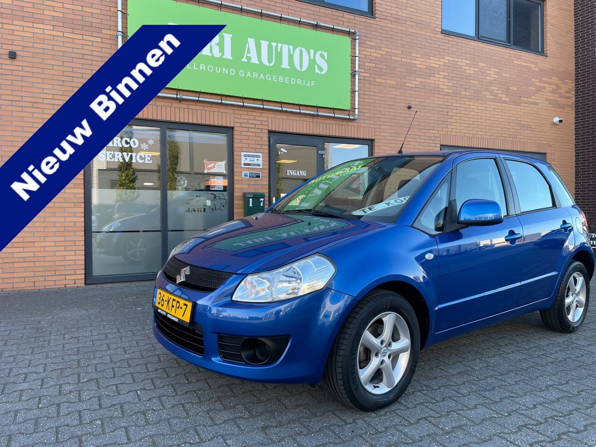 Suzuki SX4 1.6 Comfort Automaat ! Weinig km ! (bj 2009), Auto's, Stof, Gebruikt, 4 cilinders, 49 €/maand