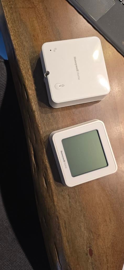 Honeywell Lyric T6: Slimme thermostaat met geofencing, Ophalen of Verzenden, Slimme thermostaat