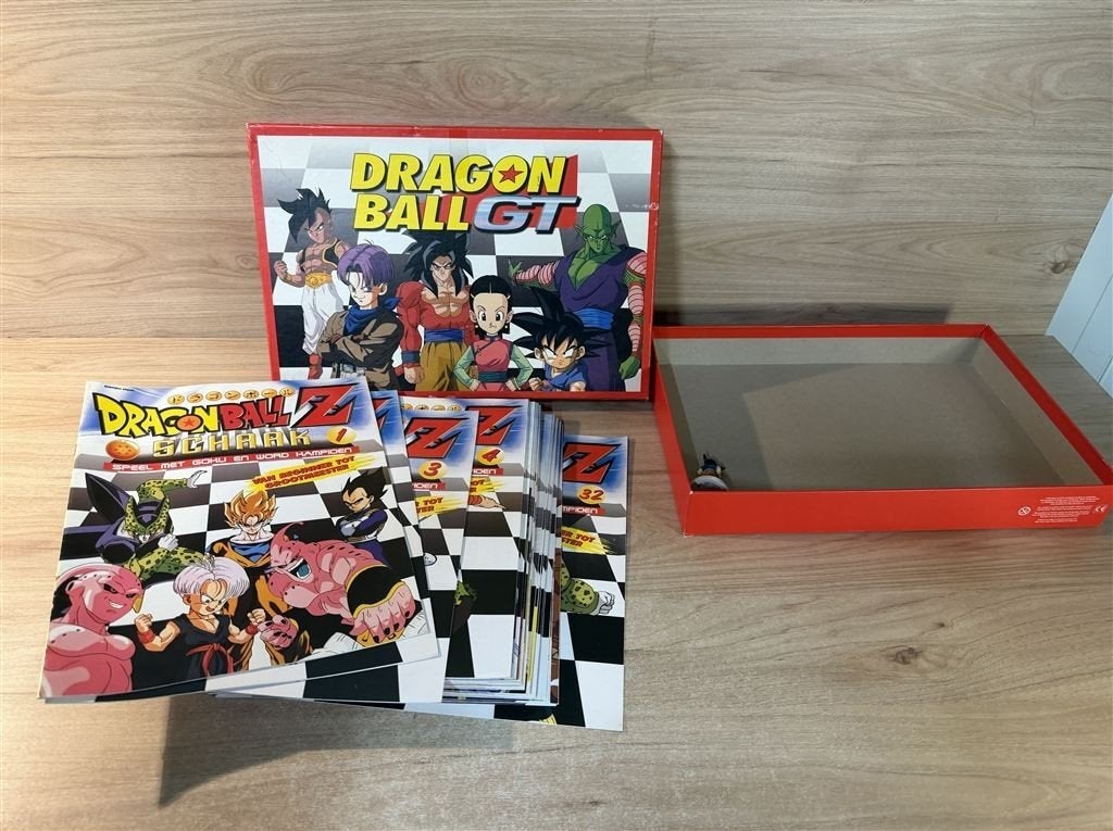 Dragon ball z schaakspel boekjes 1 tm 32 - s6857, Verzenden, Zo goed als nieuw