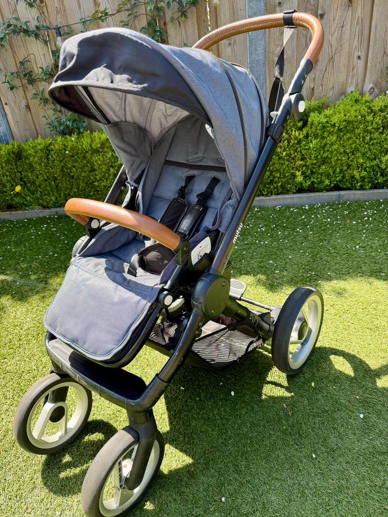 Mutsy Evo zeer complete kinderwagen in zeer nette staat!, Ophalen, Zo goed als nieuw, Mutsy