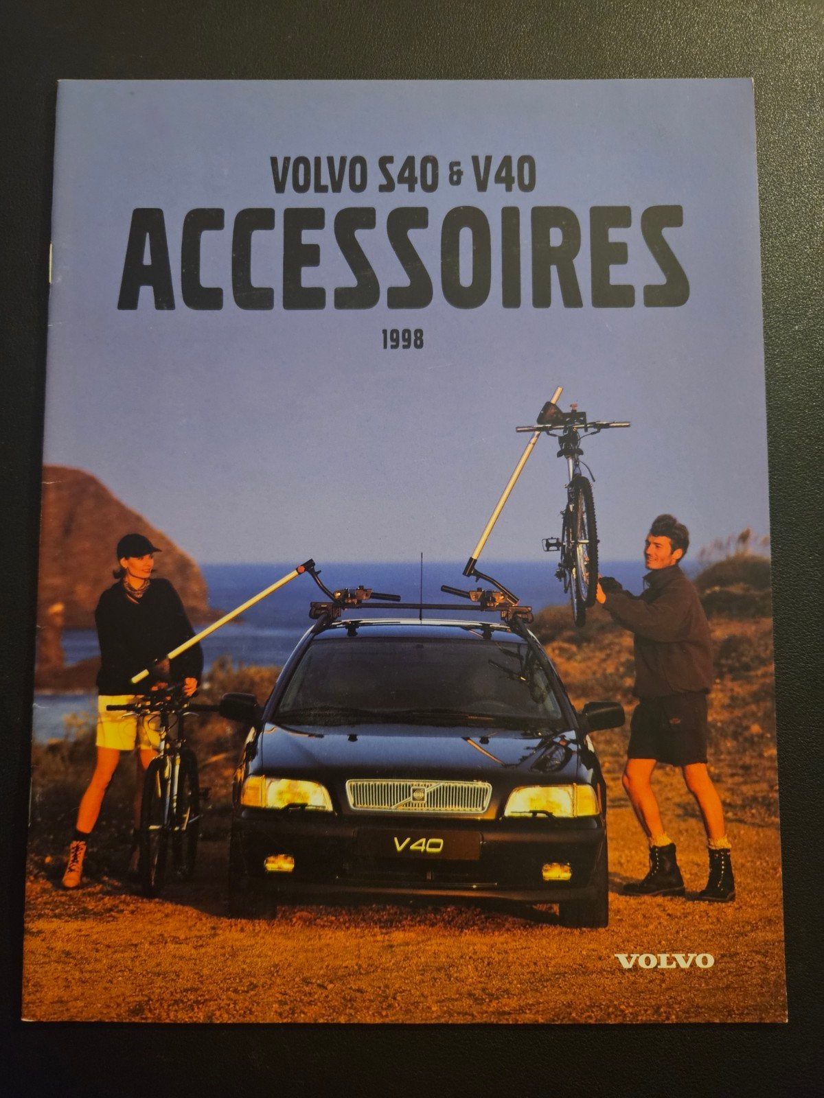 Brochure Volvo S40 & V40 accessoires 1998, Ophalen of Verzenden, Zo goed als nieuw, Volvo
