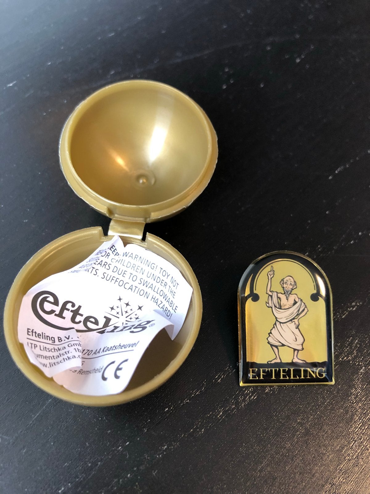 Efteling Smidje Jonas Pin - Sprookjesboom Collectie, Verzamelen, Efteling, Ophalen of Verzenden, Nieuw, Button of Speldje