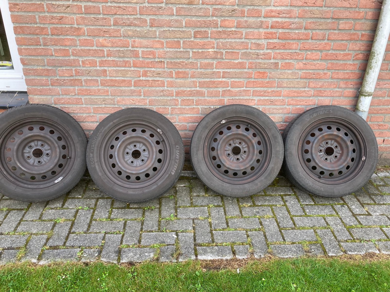 4x velg met zomerband Auris, Ophalen, Gebruikt, Toyota