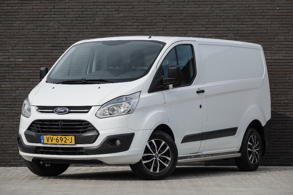 Ford Transit Custom L1H1 | 2.2 Tdci 100PK | Sidebars | 16'', Voorwielaandrijving, Stof, 4 cilinders, 100 pk