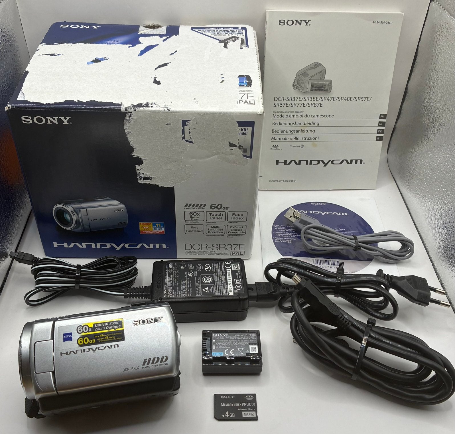 Sony Handycam DCR-SR37E, Ophalen of Verzenden, Zo goed als nieuw, Sony, 20x of meer