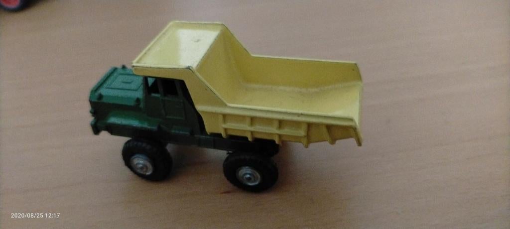 Guisval kipper, Hobby en Vrije tijd, Modelauto's | 1:87, Ophalen of Verzenden, Bus of Vrachtwagen, SIKU