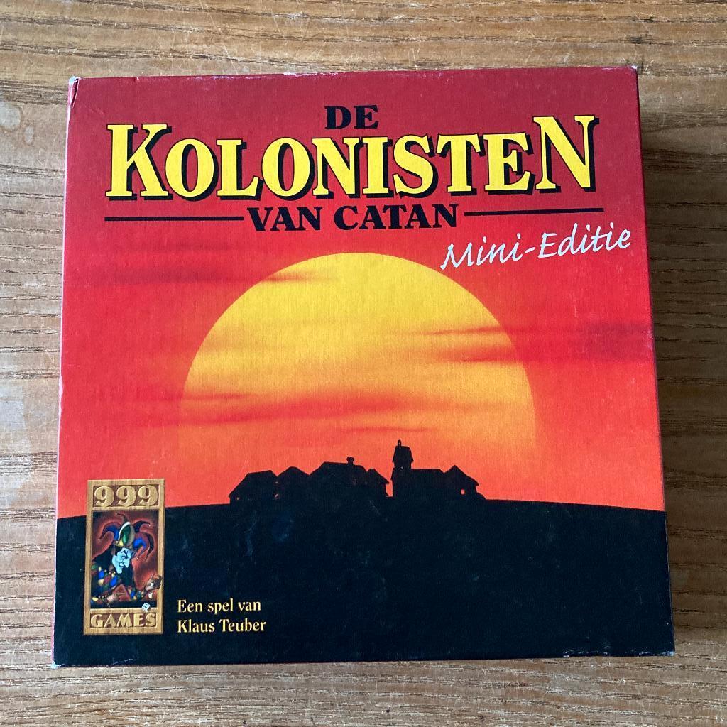 De Kolonisten van Catan Mini-editie reiseditie, Hobby en Vrije tijd, Gezelschapsspellen | Bordspellen, Ophalen of Verzenden, Zo goed als nieuw