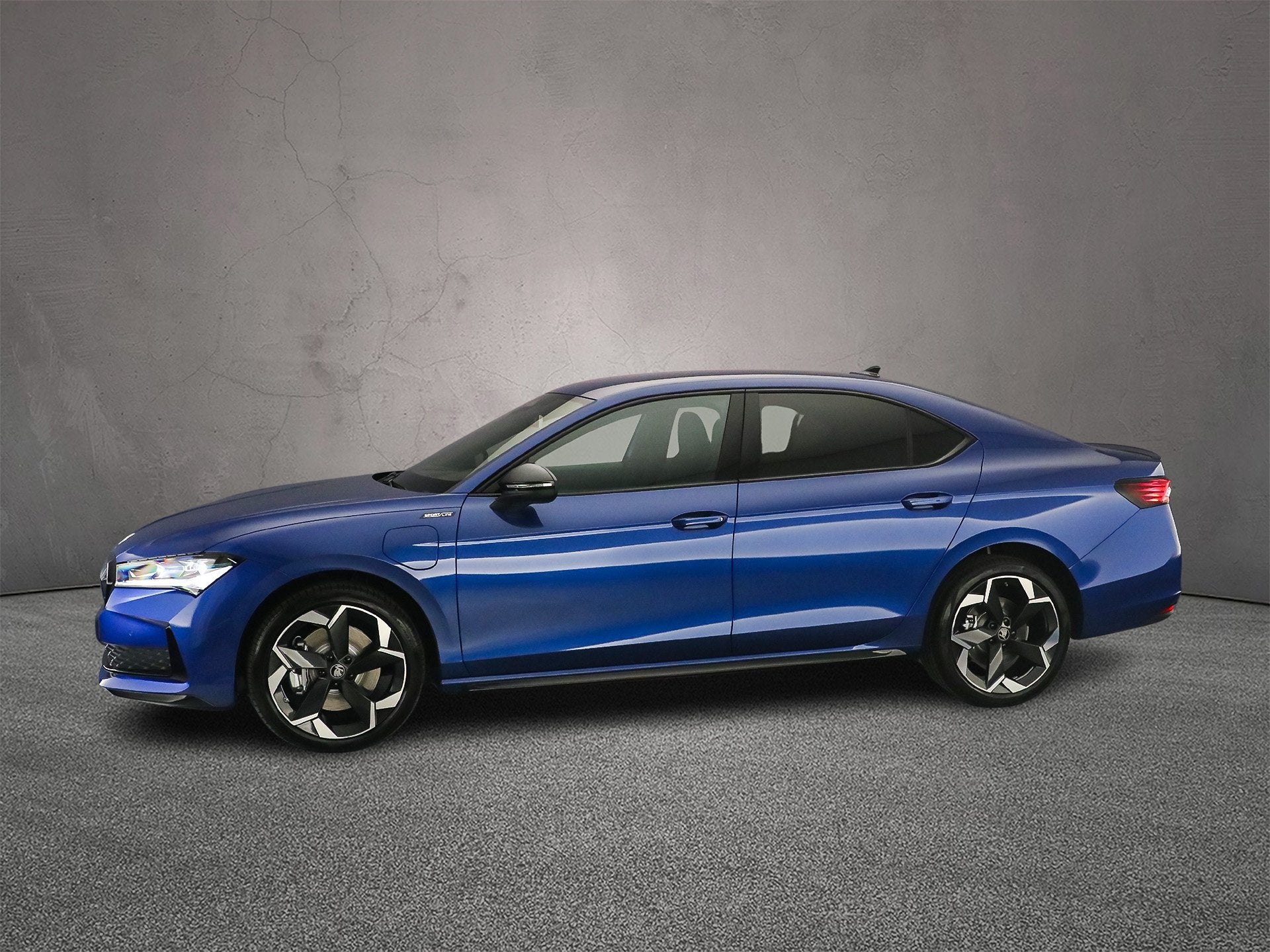 Skoda Superb, Auto's, Skoda, 1741 kg, Euro 6, 4 cilinders, Blauw