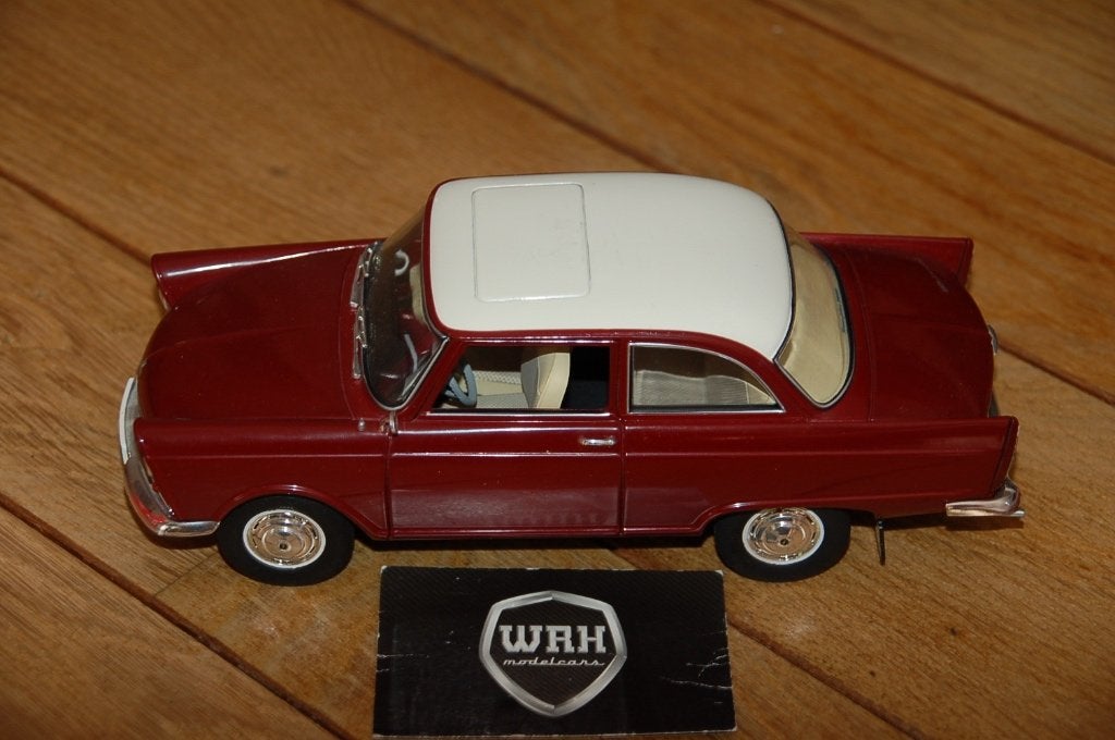 1:18 DKW JUNIOR red Revell no box WRH, Verzenden, Gebruikt, Auto, Revell