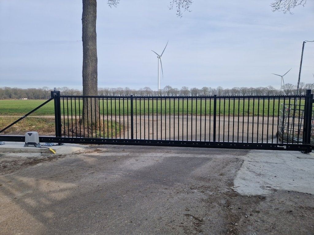 Spijlen schuifpoort of draaipoort incl montage, Ophalen, Schuifpoort, Nieuw, 200 cm of meer