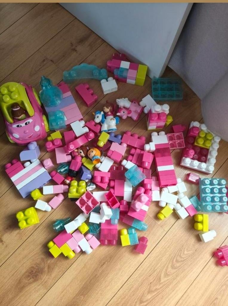 Mega Bloks met auto en poppetjes, Ophalen, Zo goed als nieuw, Megabloks