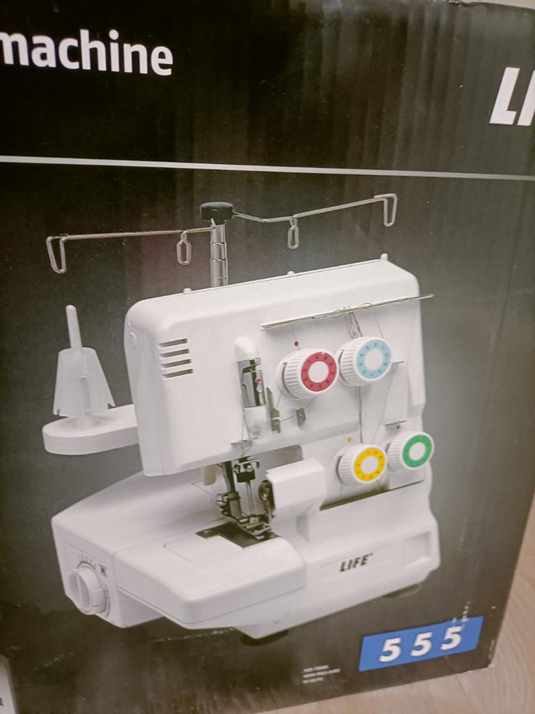 LIFE Overlock-naaimachine MD 10685 - Nieuw in doos, Ophalen of Verzenden