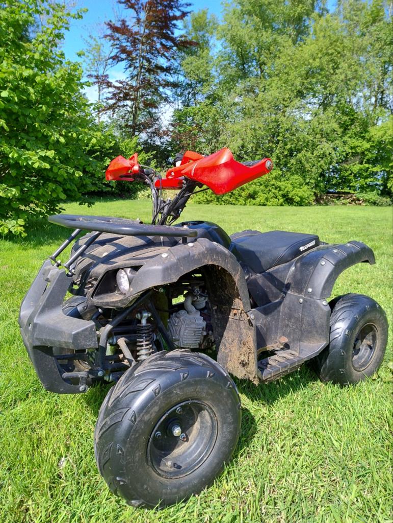 Nitro Motors 125 cc viertakt quad, 125 cc, 11 kW of minder, 1 cilinder