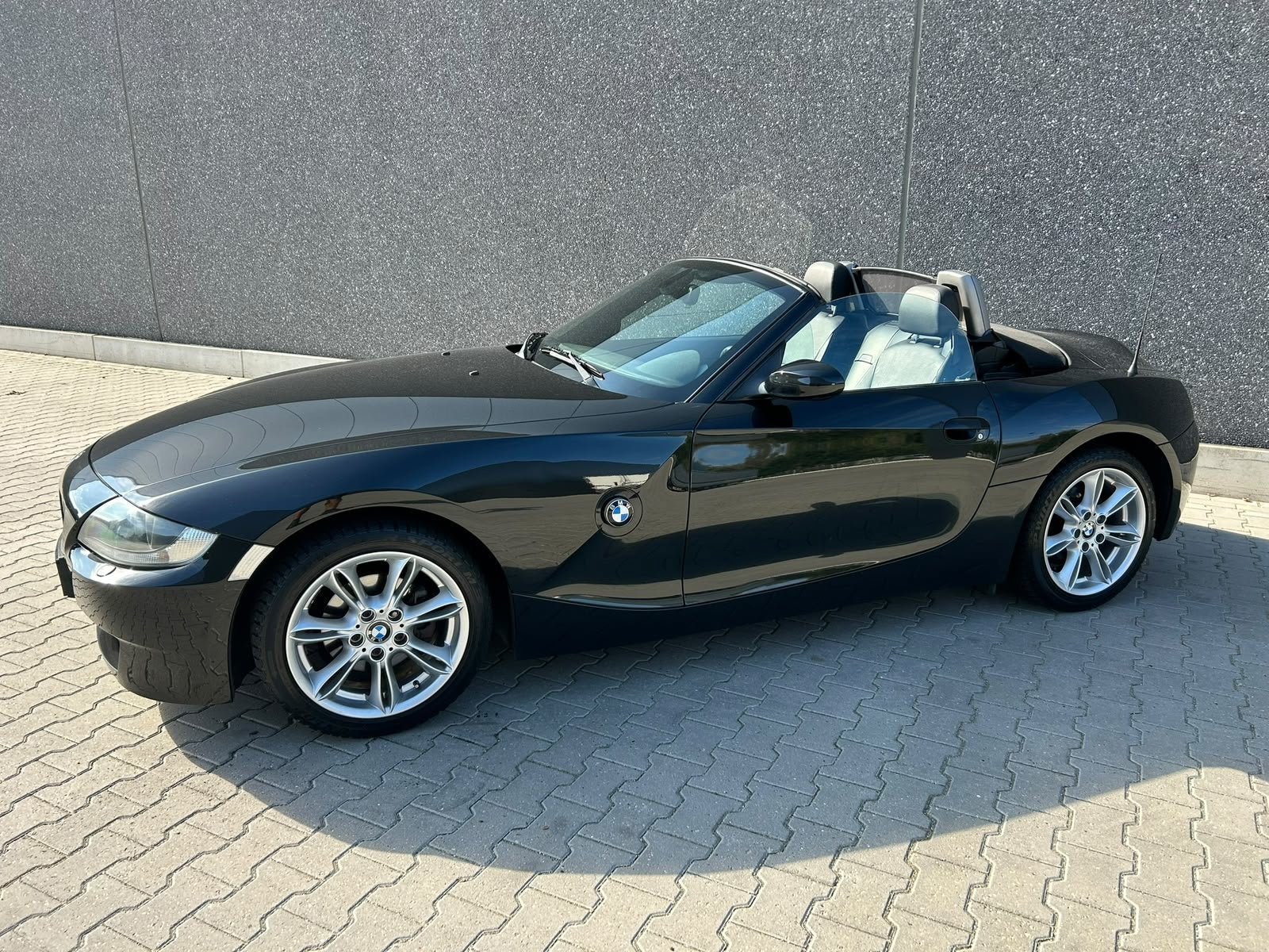 Foto 4 van BMW Z4 Roadster 2.0i Introduction | AIRCO | LEDER | STOELVER