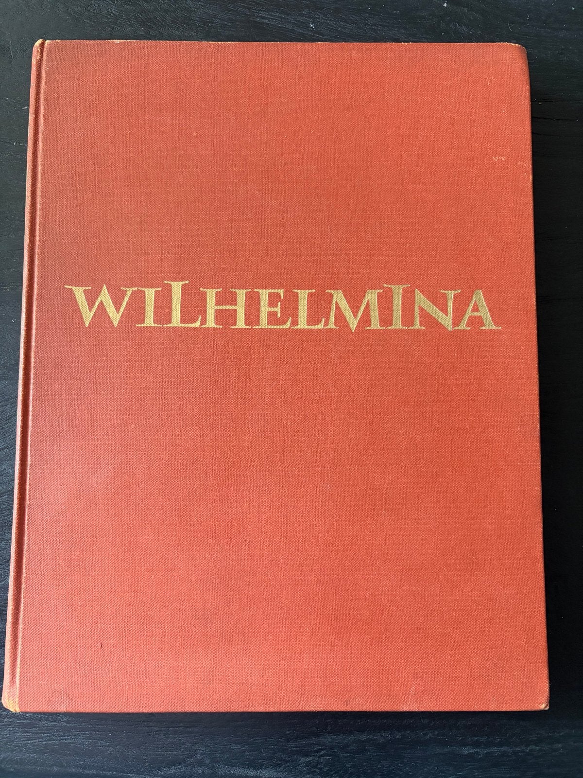 Wilhelmina: Een Levensgeschiedenis in Foto's (1948), Verzamelen, Ophalen of Verzenden, Gebruikt, Nederland, Tijdschrift of Boek