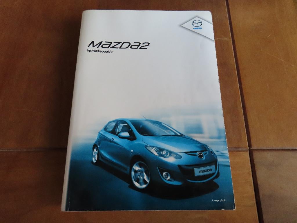 Instructieboek Mazda 2 2011, zeer uitgebreid!, Ophalen of Verzenden