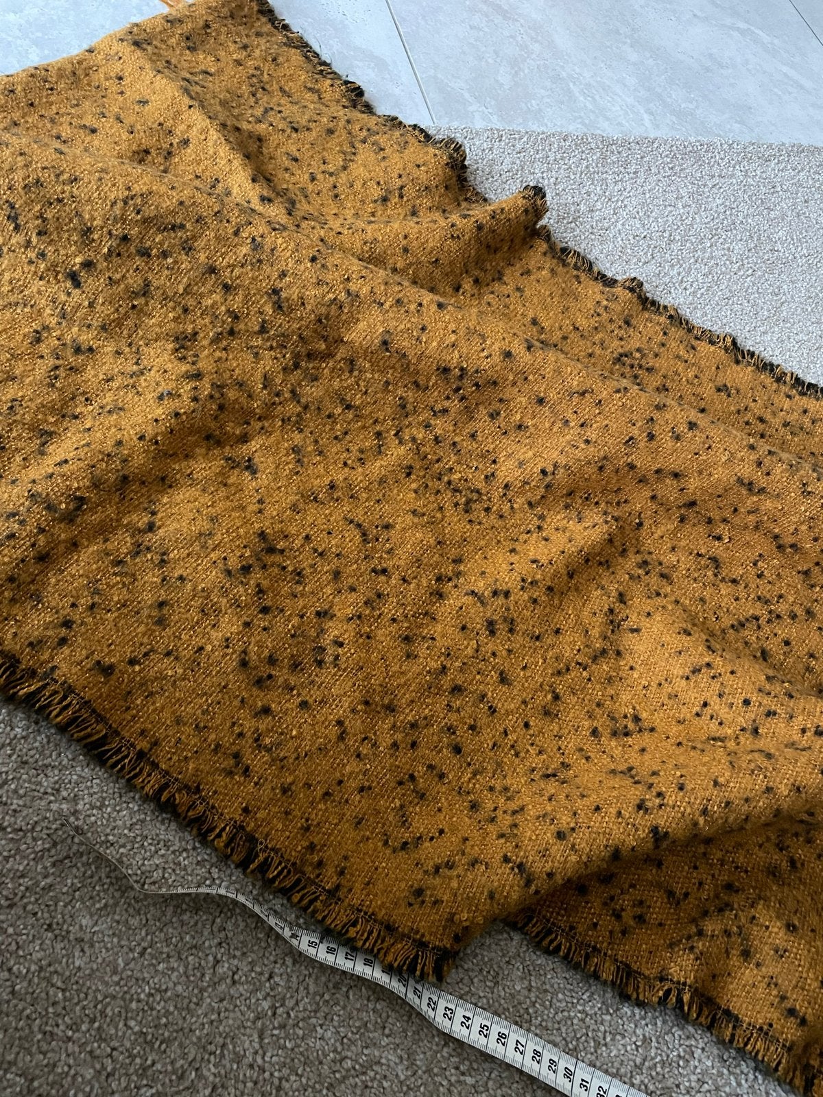 Even&Odd Okergele/Zwarte Warme Sjaal - 66 cm breed, Kleding | Dames, Ophalen of Verzenden, Zo goed als nieuw, Sjaal