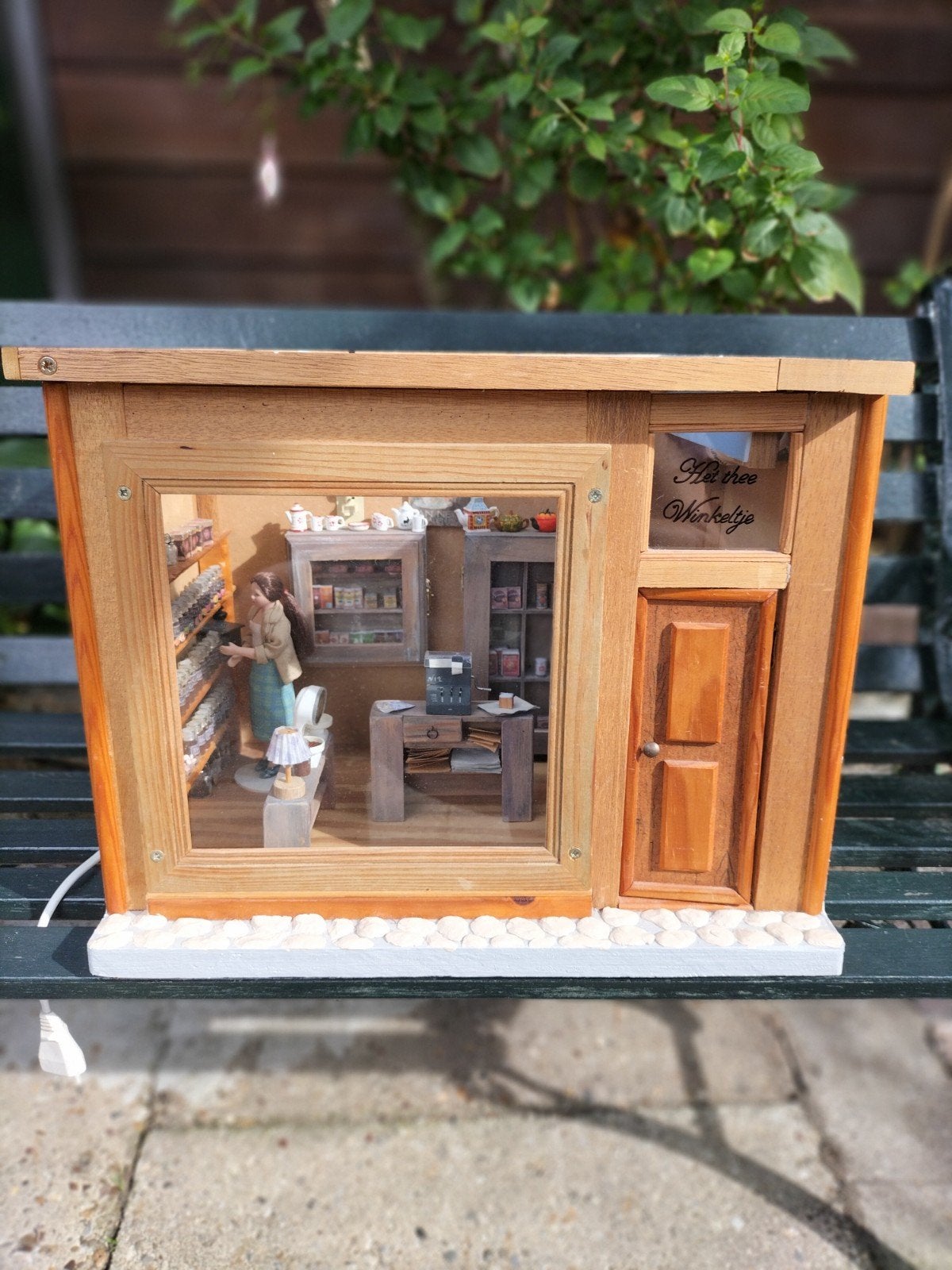 kijkkast thee winkel 1:12, Ophalen, Poppenhuis