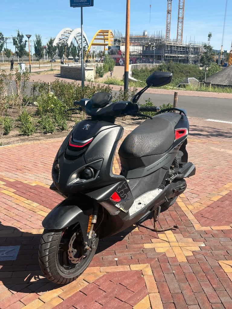 Peugeot speedfight 4, Fietsen en Brommers, Scooters | Peugeot, Ophalen, Gebruikt, Maximaal 45 km/u, Speedfight