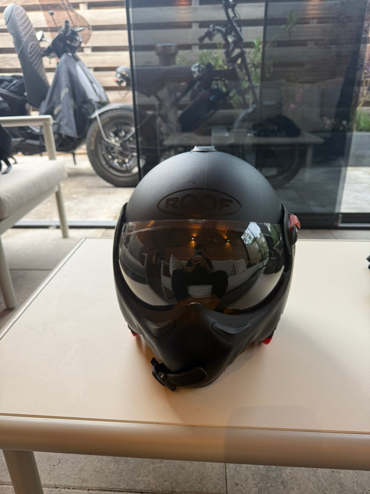 Boxer helm, Ophalen, Nieuw, Large
