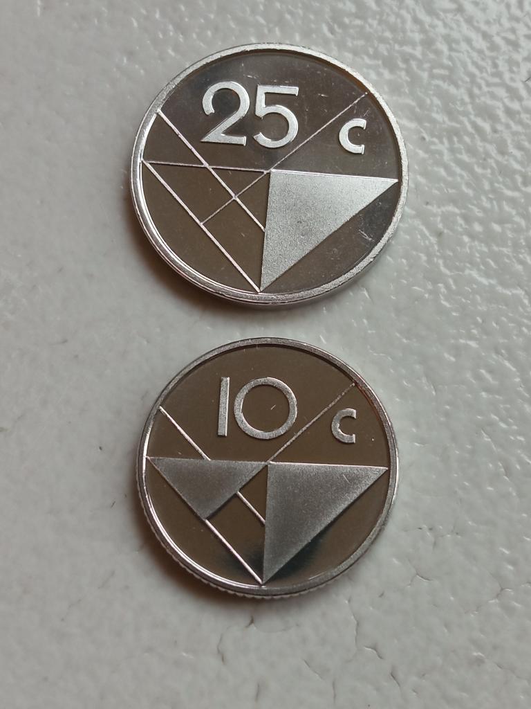 Aruba 10 en 25 cent 2003., Postzegels en Munten, Munten | Amerika, Ophalen of Verzenden, Midden-Amerika, Setje