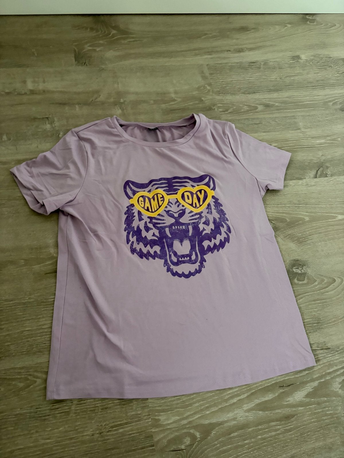 Shein T-shirt met tijgerprint - Maat M, Maat 38/40 (M), Verzenden, Paars, Zo goed als nieuw