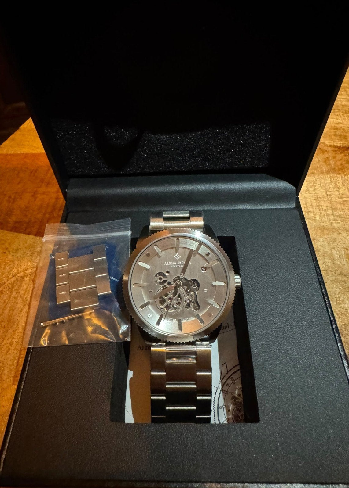 Nieuw Alpha Sierra horloge - Ongebruikt, Staal, Staal, Polshorloge, Nieuw