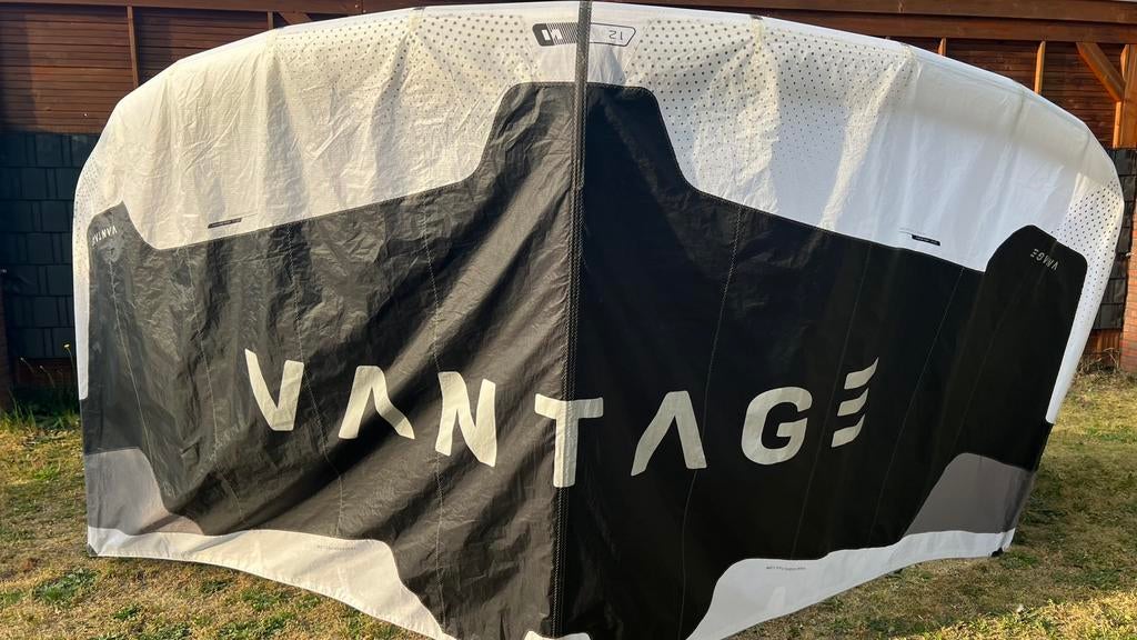 Vantage Vulture Gen4 12m (9m+bar optioneel), Watersport en Boten, Kitesurfen, Geen board, Ophalen of Verzenden, Zo goed als nieuw