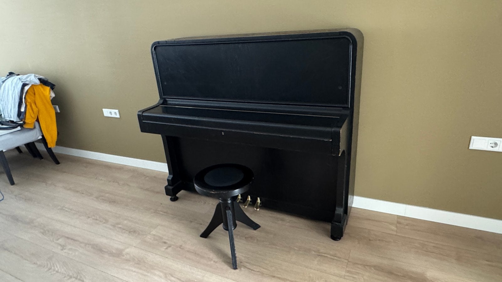 Foto 4 van Petrof Piano - Zwart, Gebruikt