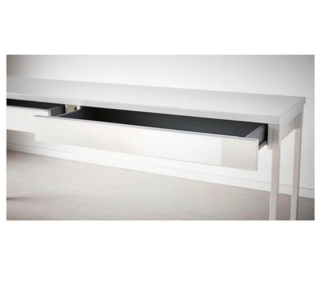 Foto 3 van IKEA Besta  halftafel/bureau 180cm met melkwitte glasplaat