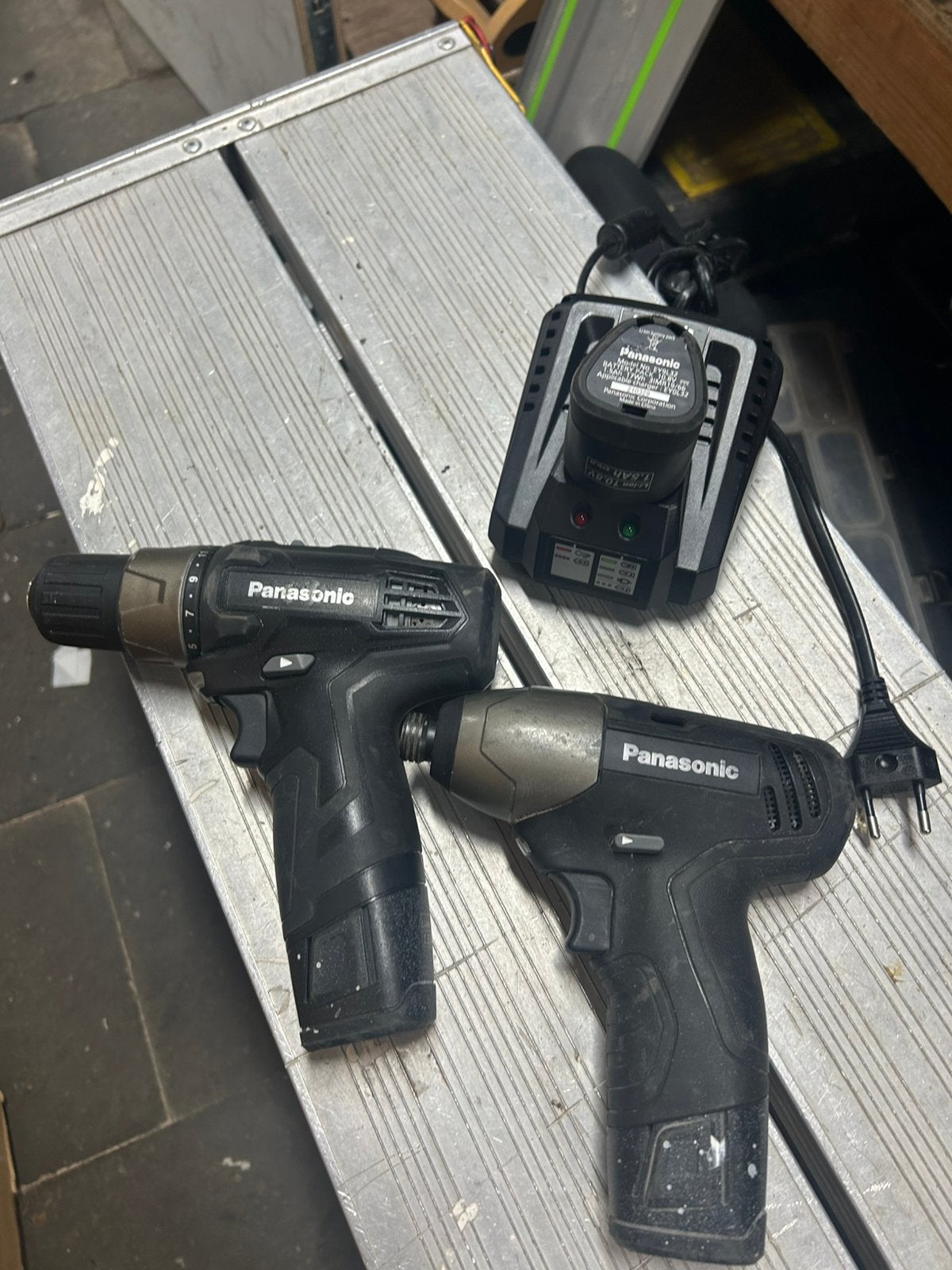 Panasonic setje met 3 accu’s, Ophalen of Verzenden