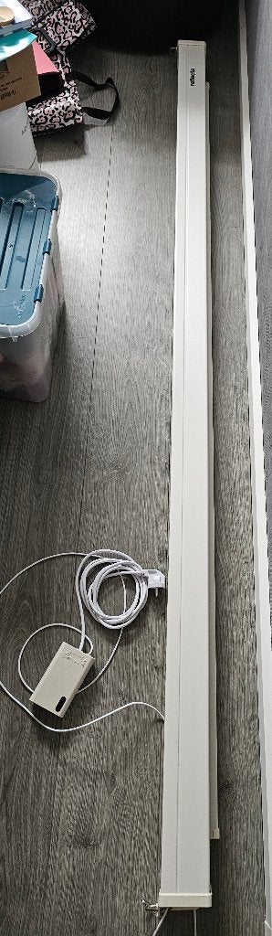 reflecta projectiescherm, Ophalen, Elektrisch, Zo goed als nieuw