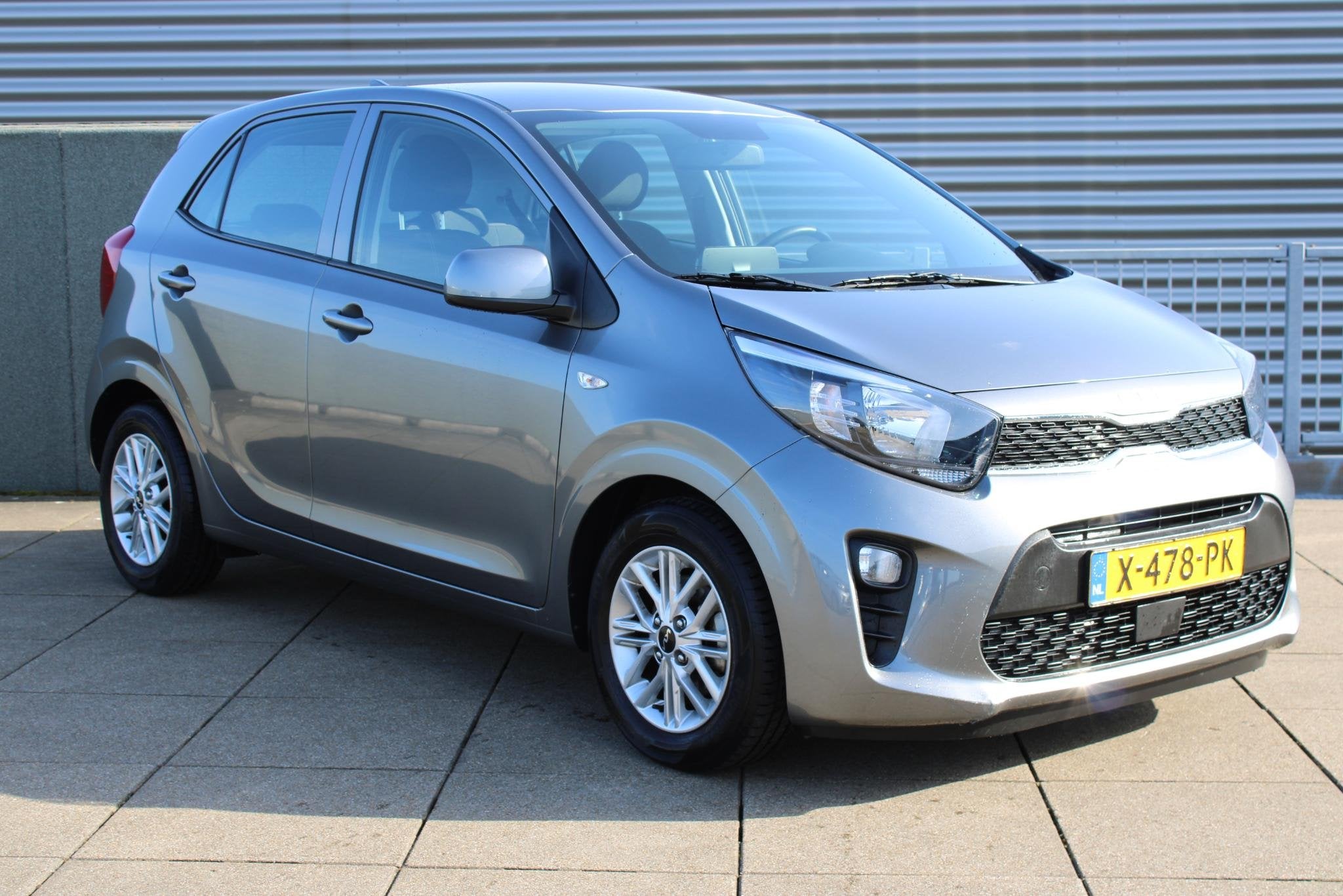 Kia Picanto 1.0 DPi DynamicLine Camera / Carplay / Airco, Auto's, Stof, Gebruikt, 4 stoelen, Origineel Nederlands