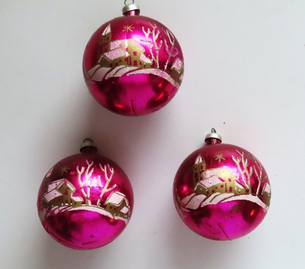 3x Oude Kerstbal met Kerk, Huisjes en Dennenbomen, Diversen, Ophalen of Verzenden