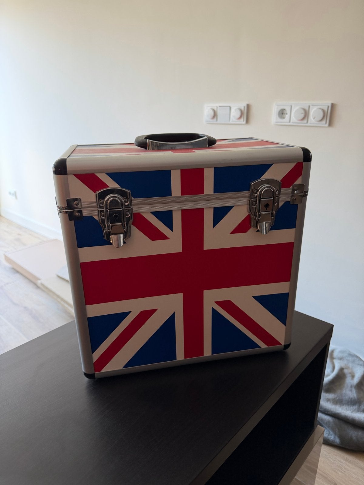 Platenkoffer Union Jack voor 50 LP's, Ophalen, Zo goed als nieuw, 5 – 50, Minder dan 50 cm