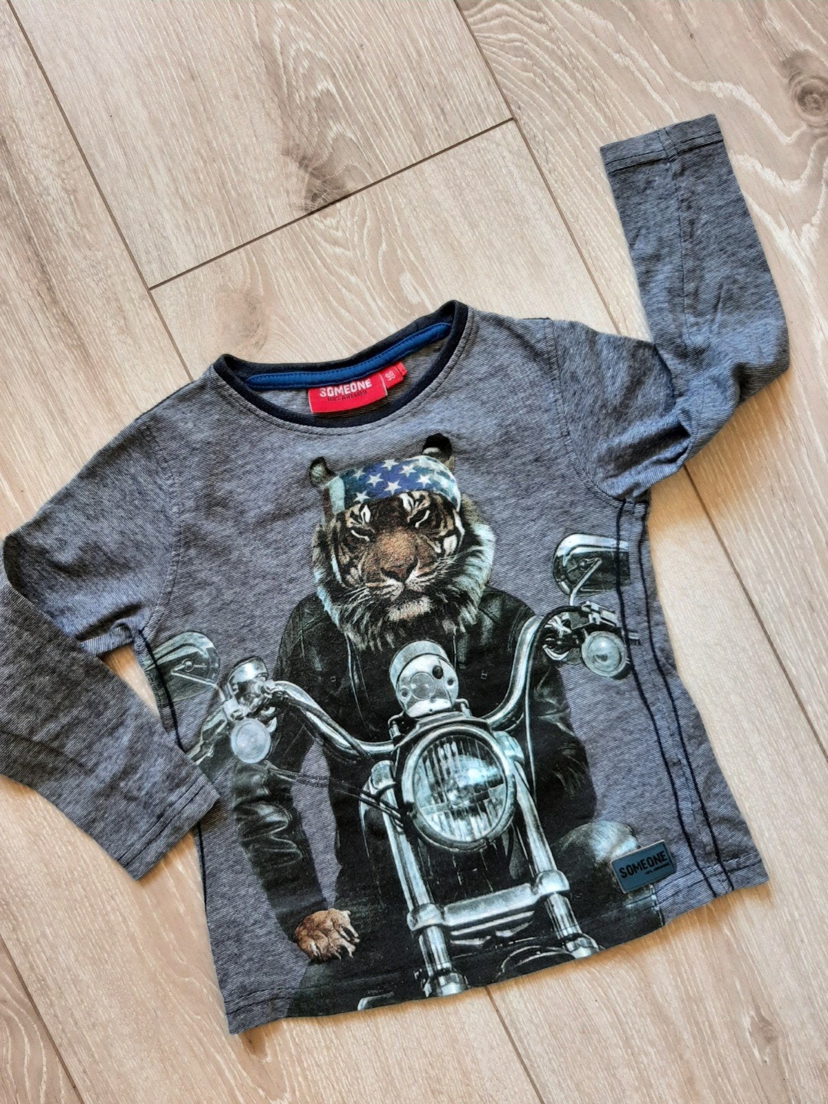 T-Shirt Maat 98 Someone, Ophalen of Verzenden, Zo goed als nieuw, Someone, Shirt of Longsleeve