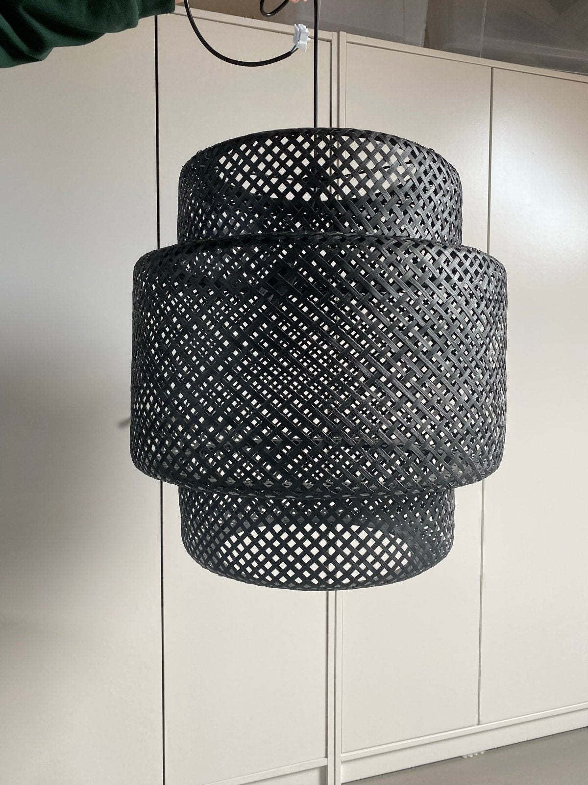 Ikea Sinnerlig hanglamp 50cm zwart, Huis en Inrichting, Ophalen, Zo goed als nieuw, Natuurlijk materiaal, E27 (groot)