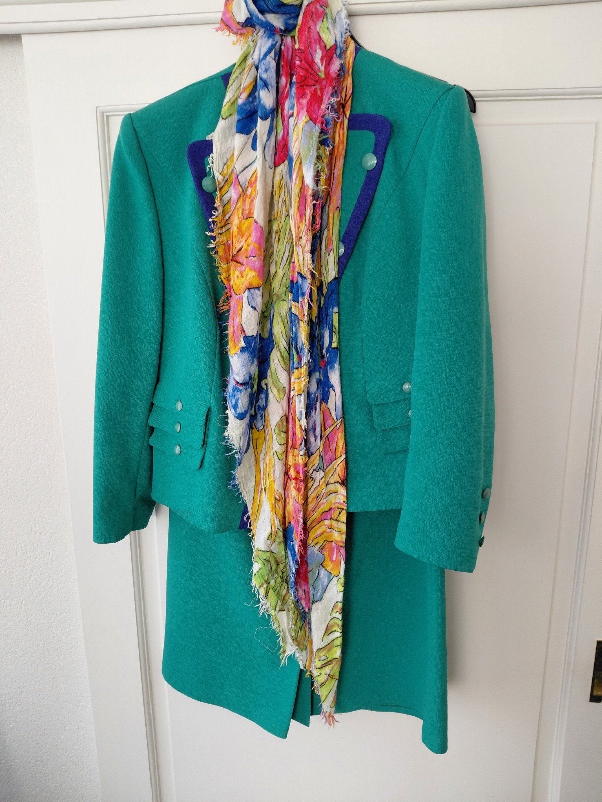 te koop  mooie dames pakje en rokken, Ophalen of Verzenden, Zo goed als nieuw, Maat 38/40 (M), Onder de knie