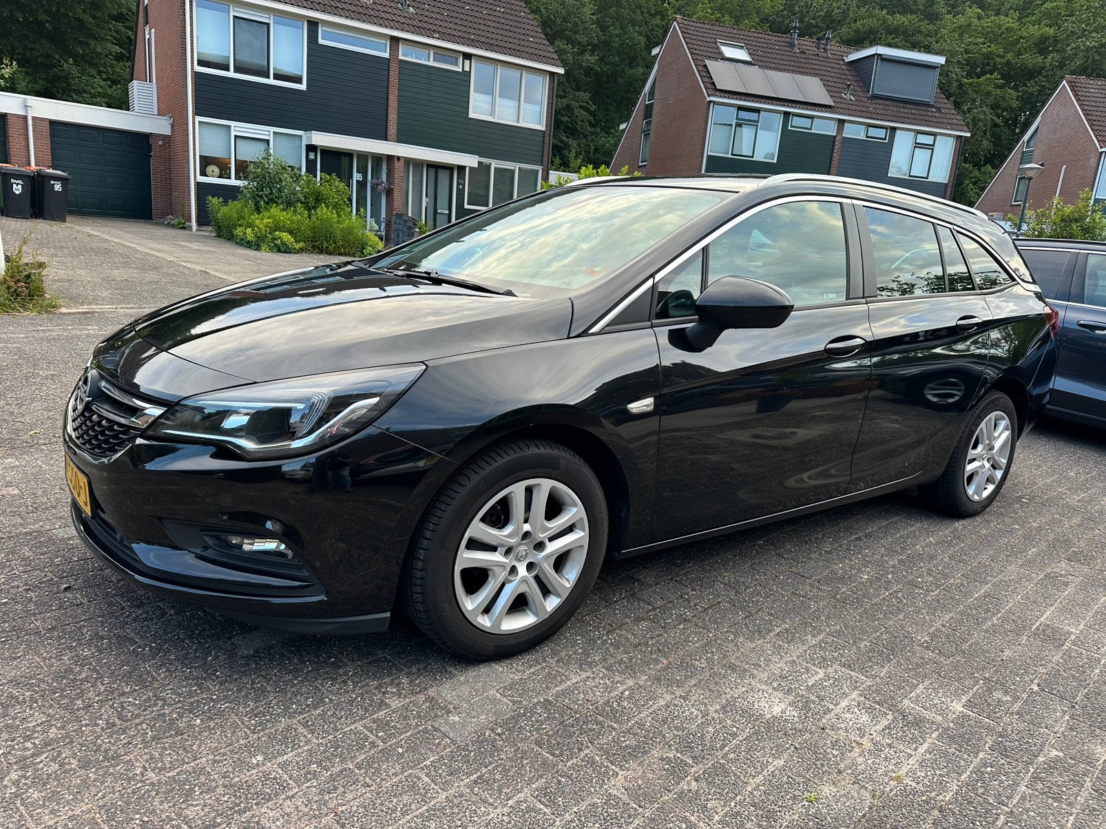 Opel Astra 1.0 Turbo 77KW Sports Tourer 2018 Zwart, Auto's, Voorwielaandrijving, Stof, Zwart, 620 kg