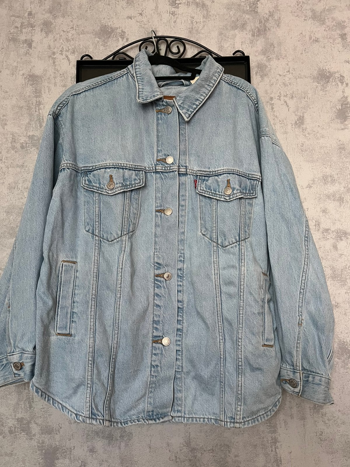 Levi’s spijkerjas oversized maat L, Ophalen of Verzenden, Zo goed als nieuw, Maat 42/44 (L), Blauw